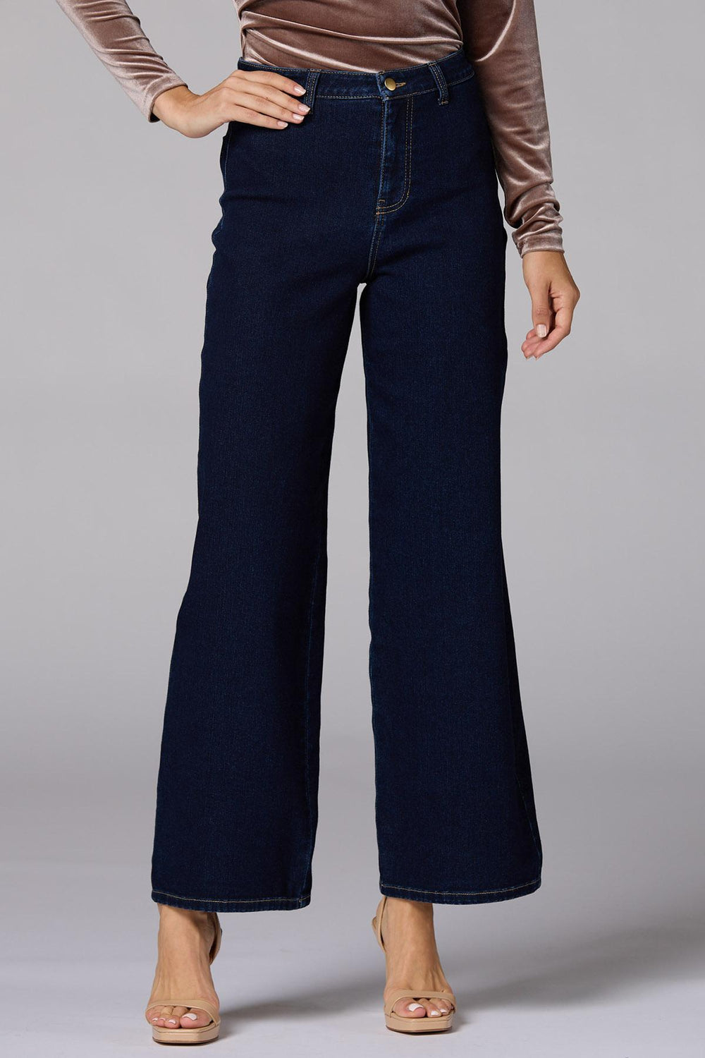 cache dark wash trouser jeans Versona Caché