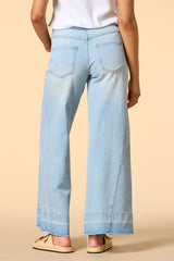 wide eyes jeans Versona Apparel