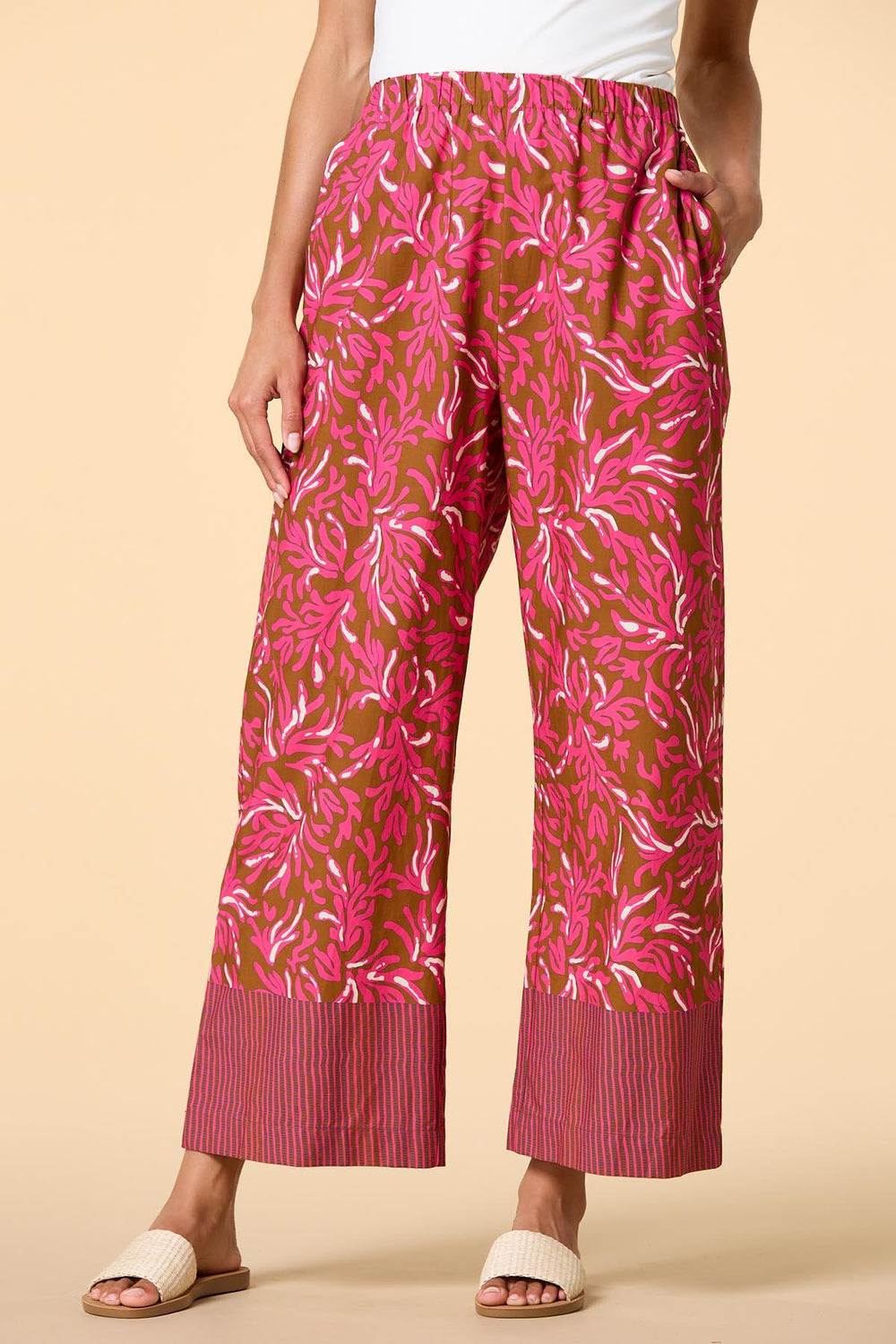 bold type pants Versona Apparel