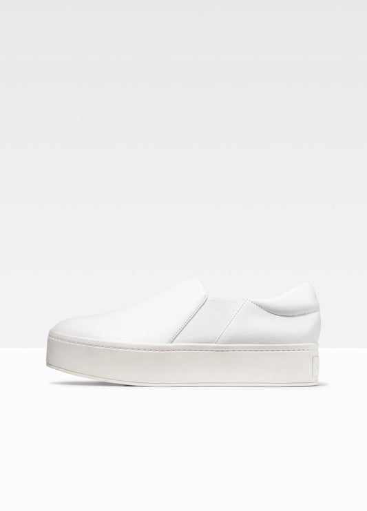 VINCE Leather Warren Sneaker in Sneakers
