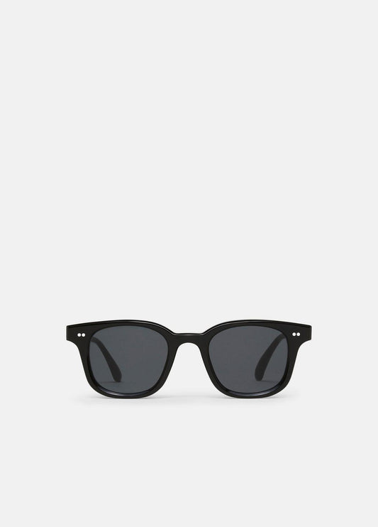 VINCE Chimi 02 Sunglasses in Sunglasses