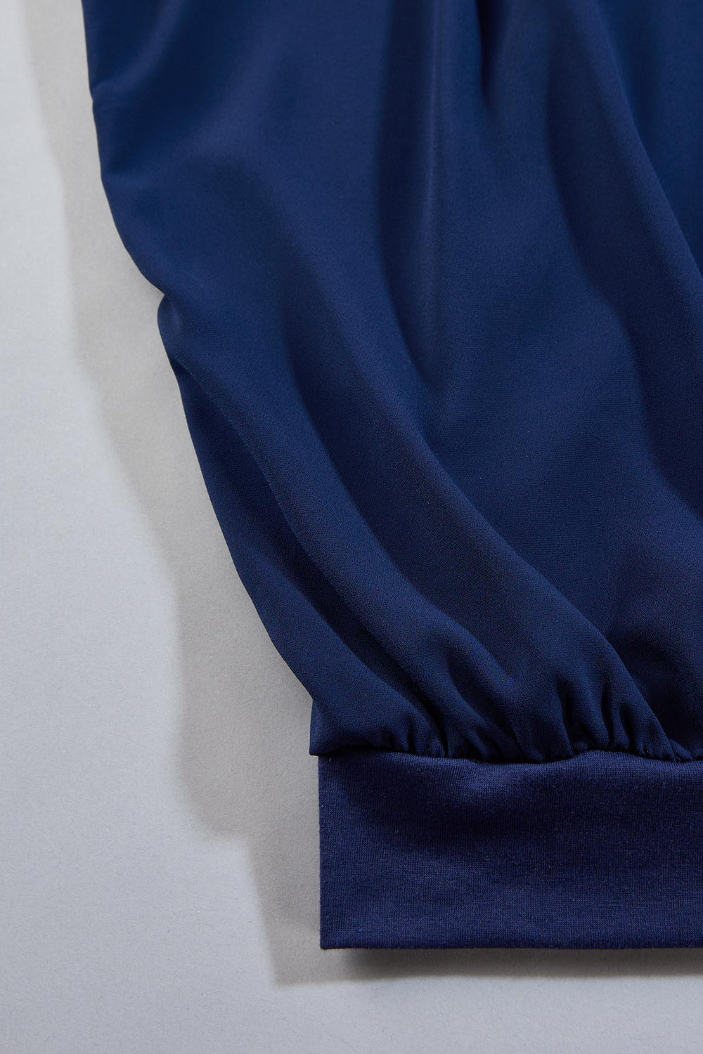 cache solid band hem top Versona Caché