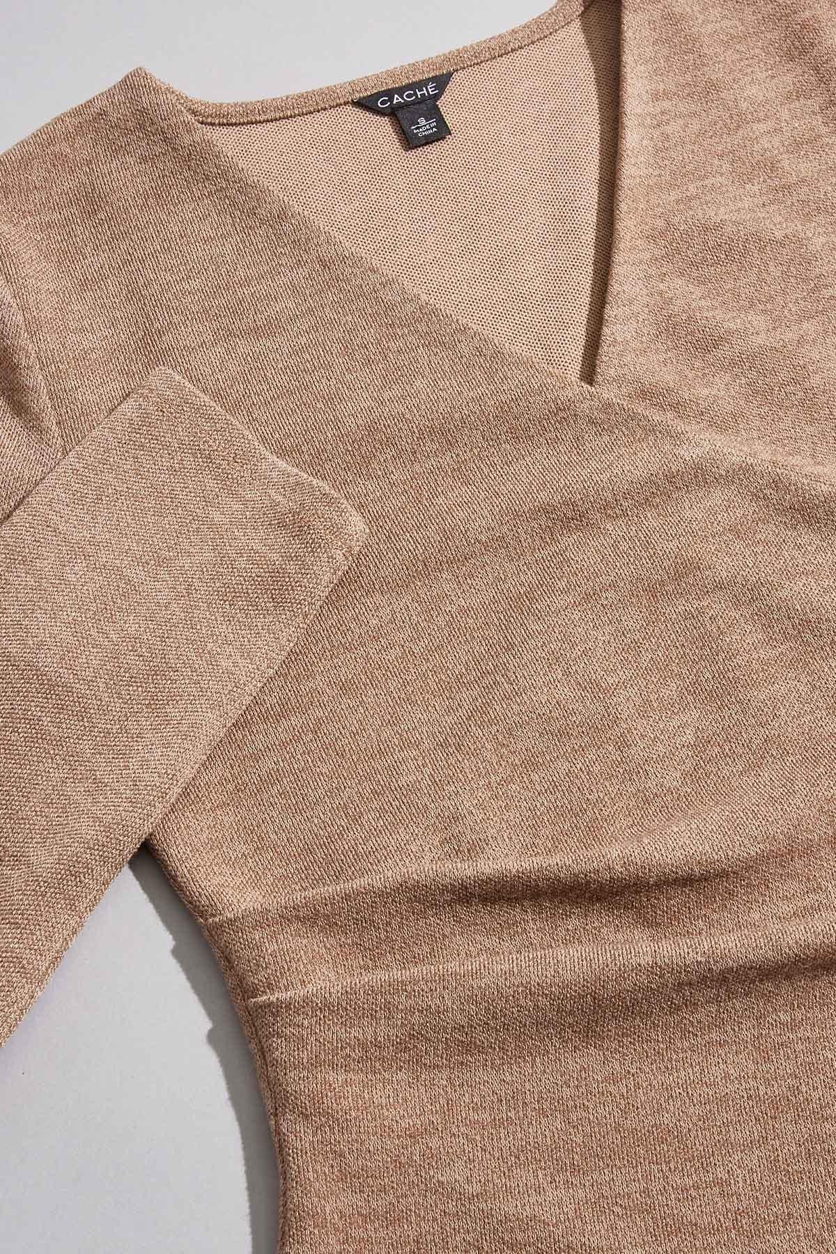 cache wrap front top Versona Caché