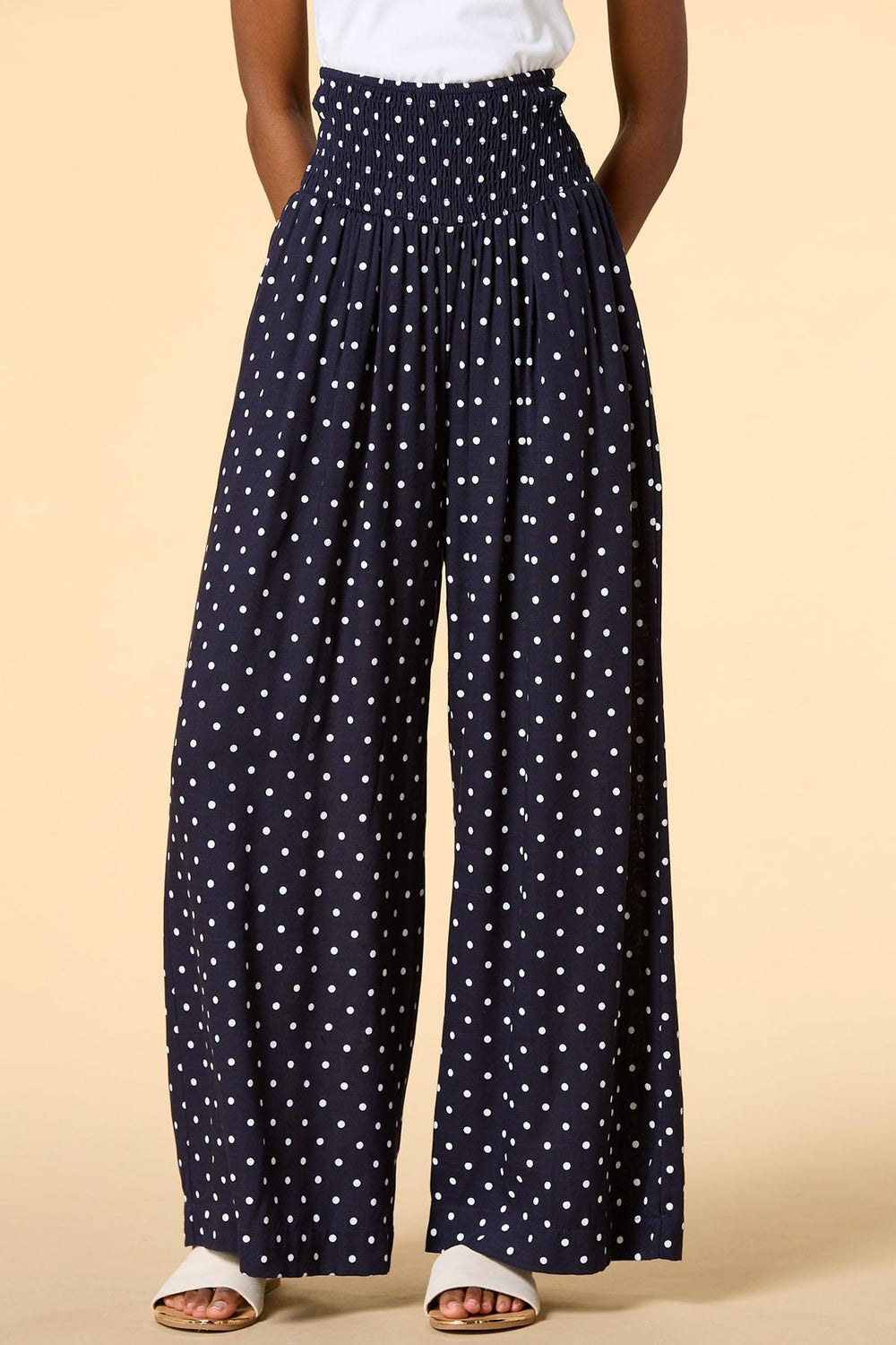 sweet spot pants Versona Apparel