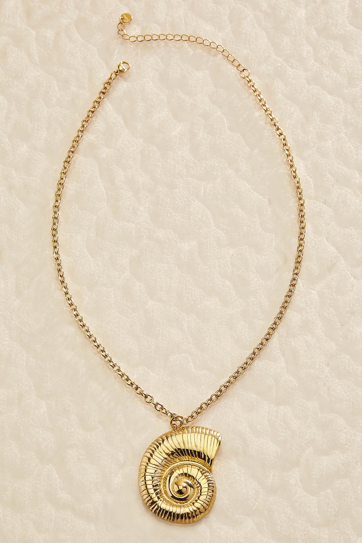 waterproof seashell pendant necklace Versona Jewelry