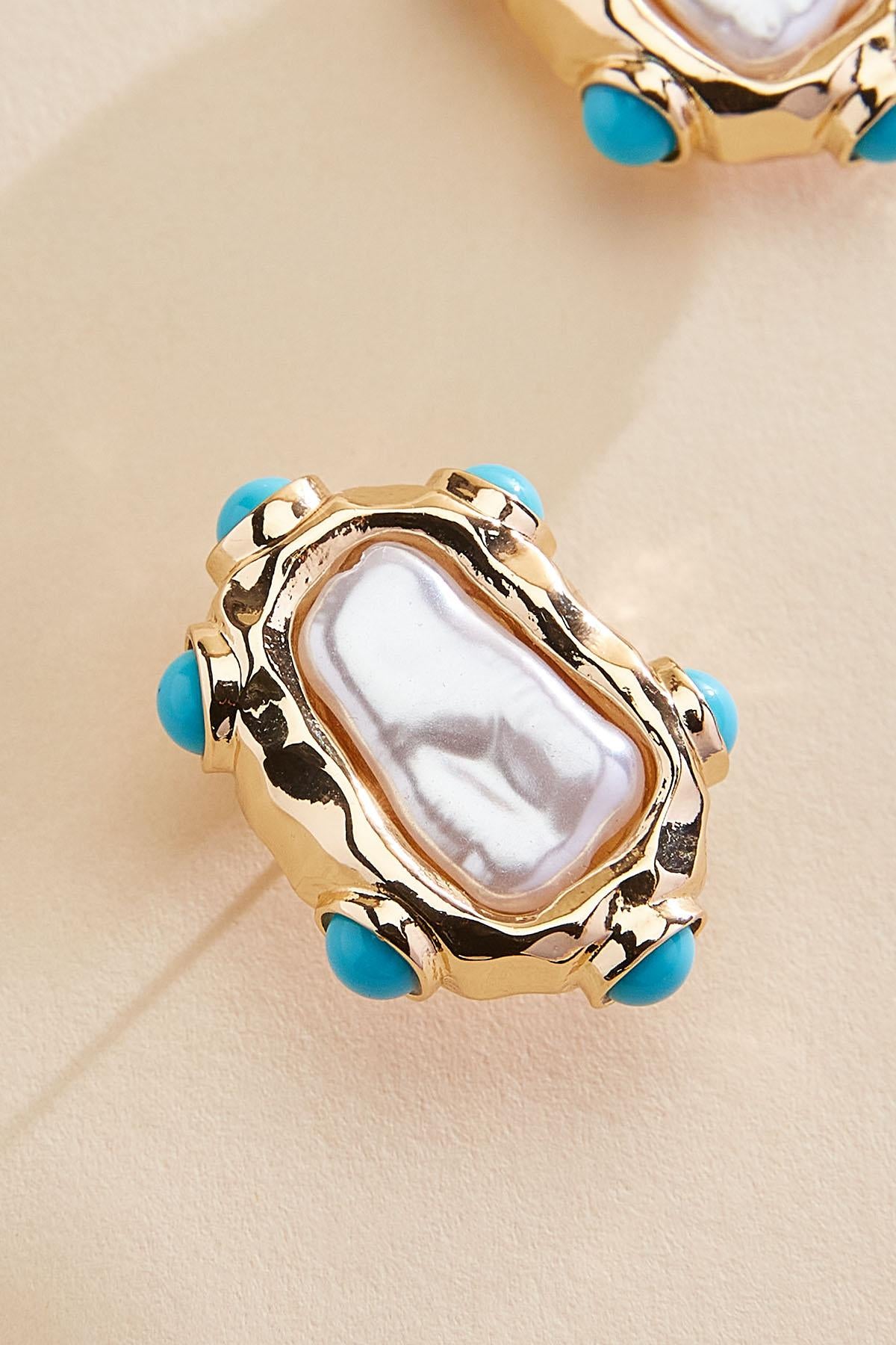 hammered gold studded pearl earrings Versona Sale