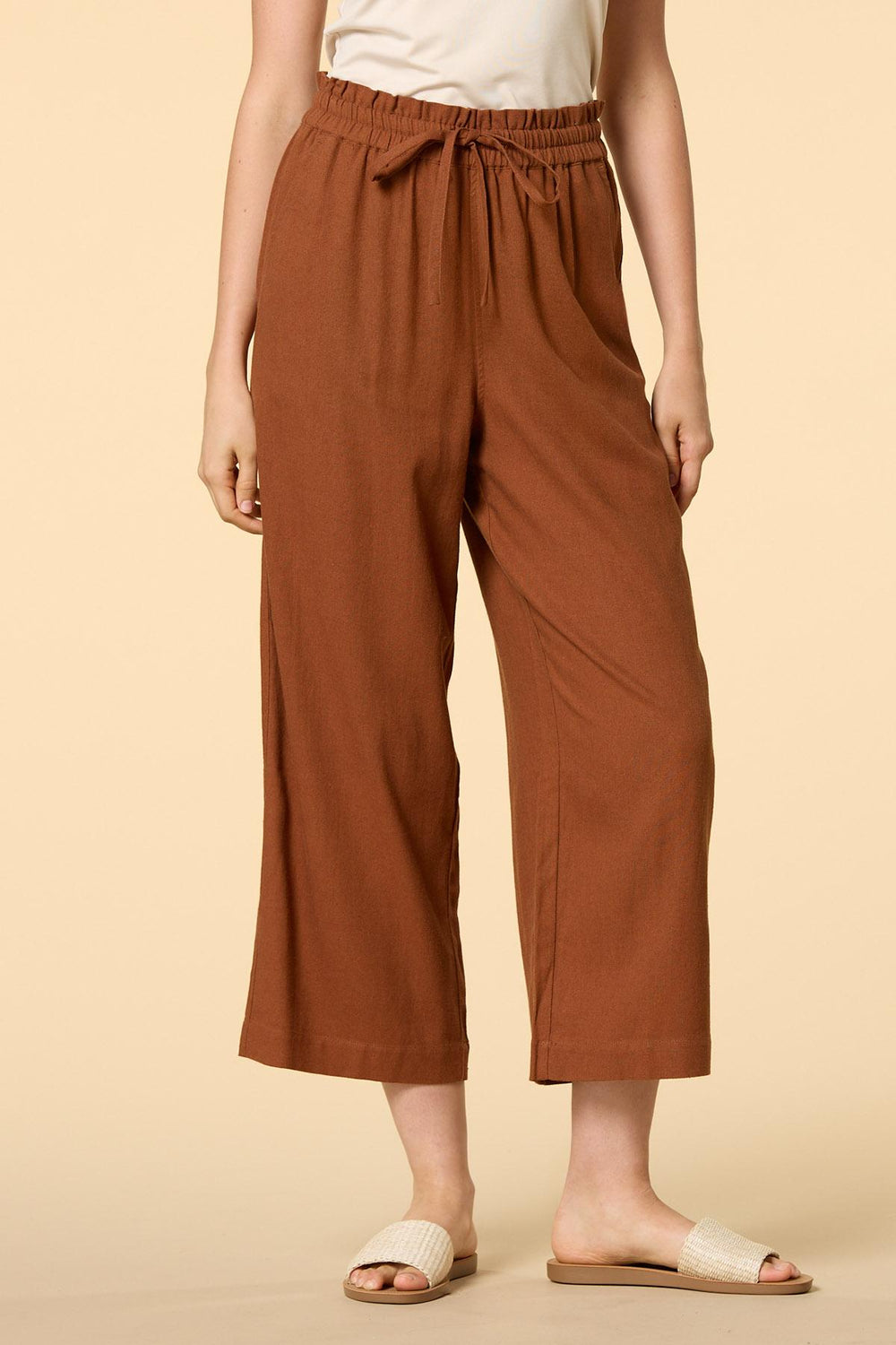 easy breezy linen pants Versona Sale