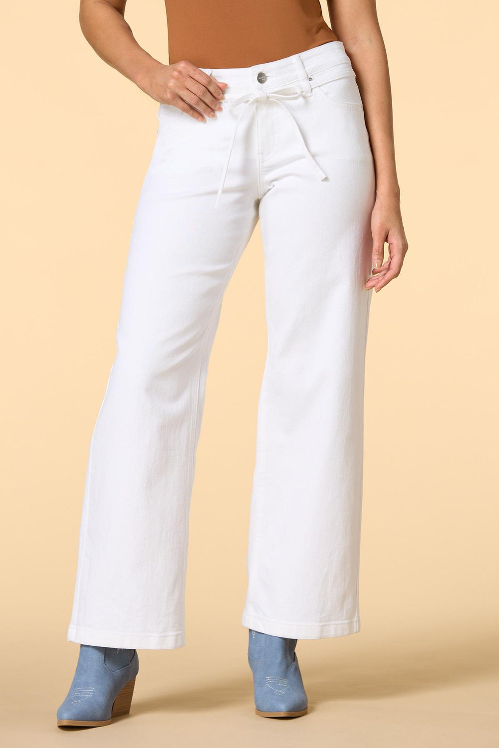 tie the knot white jeans Versona Sale